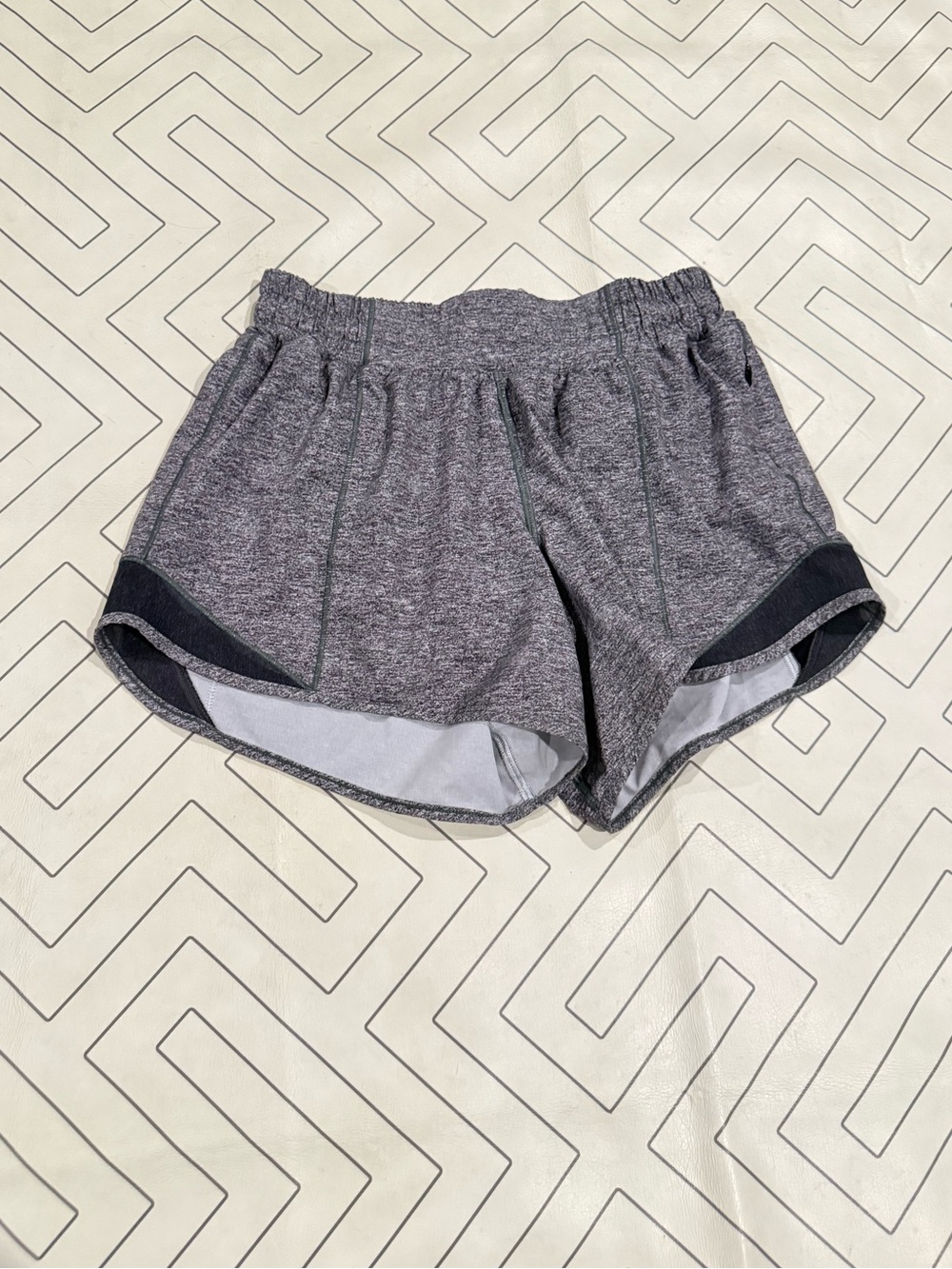 Lululemon Heathered Grey Hotty Hot Shorts - Size 4